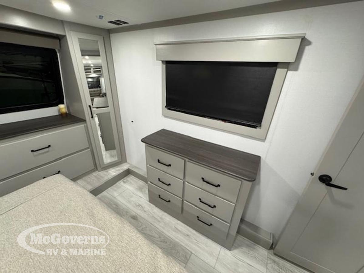 2025 Keystone RV Montana High Country 295RL