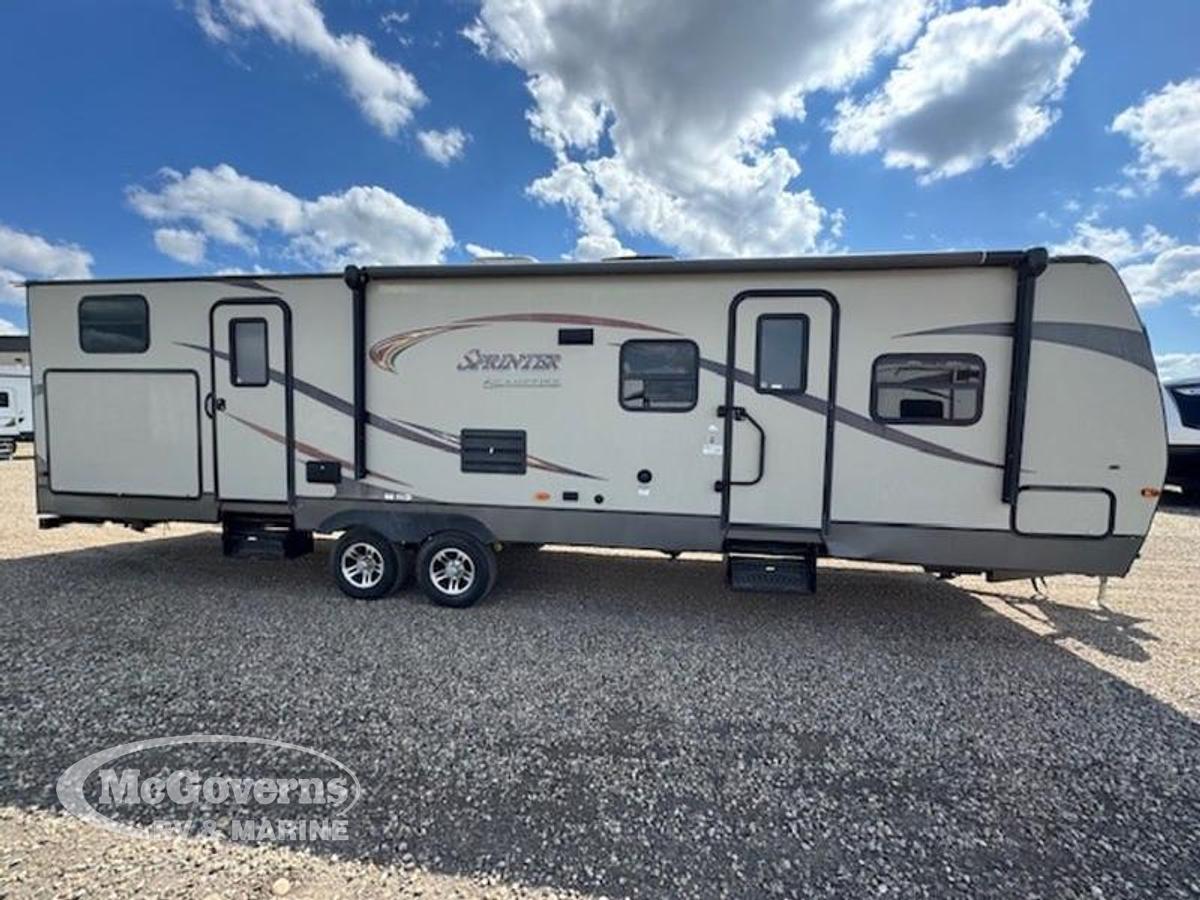 Used 2015 Keystone RV Sprinter Campfire 31BH