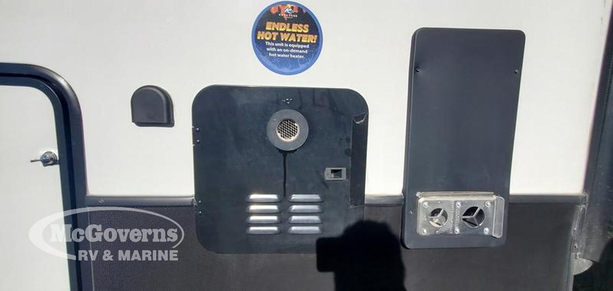 2024 Keystone RV Alpine 3700FL