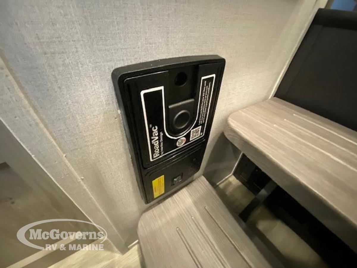 2024 Keystone RV Alpine 3011CK