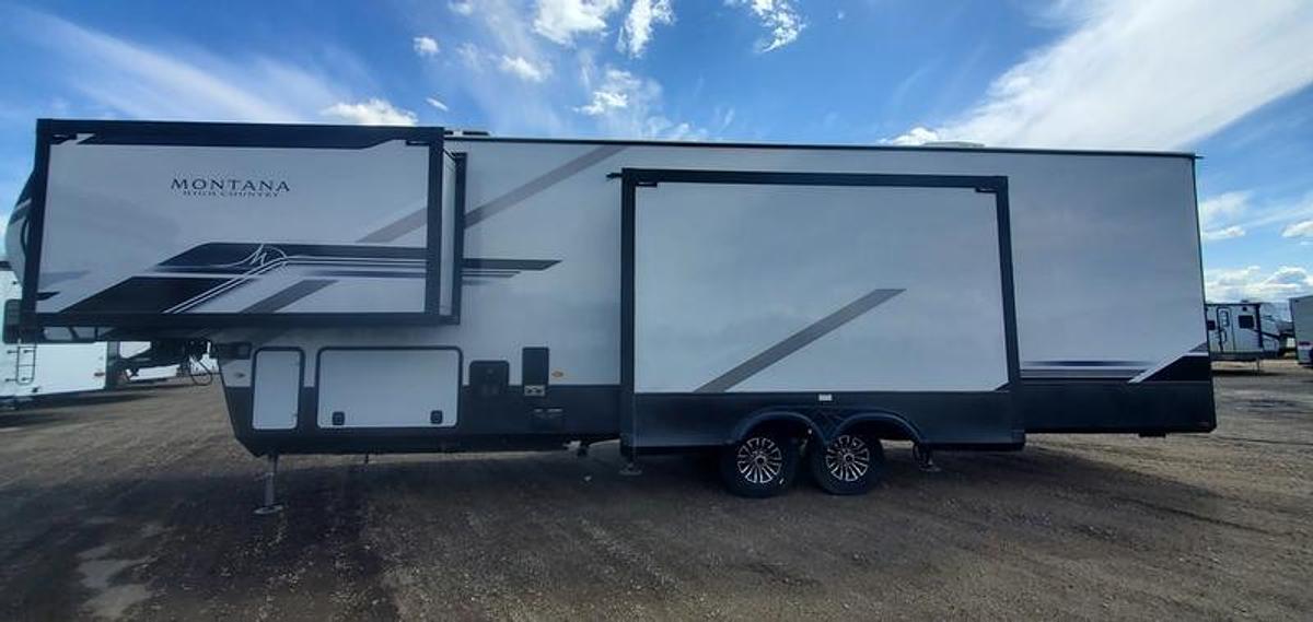 2025 Keystone RV Montana High Country 351BH