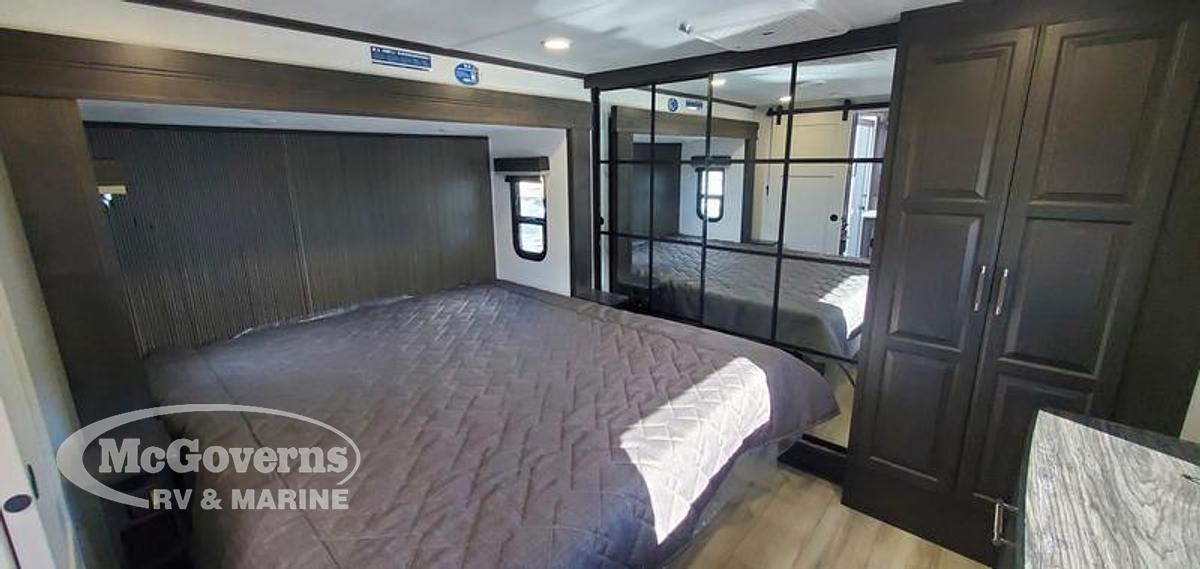 2025 Keystone RV Alpine Avalanche Edition 366LS