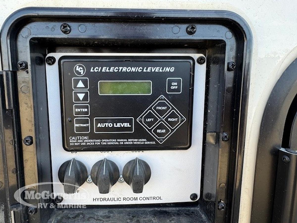 Used 2015 Keystone RV Keystone Mountaineer Mountaineer 356TBF - Dealer Stock