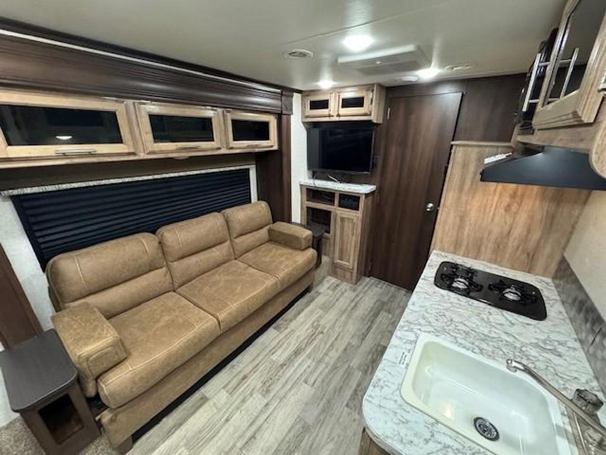 Used 2018 Jayco Jay Feather 23RD
