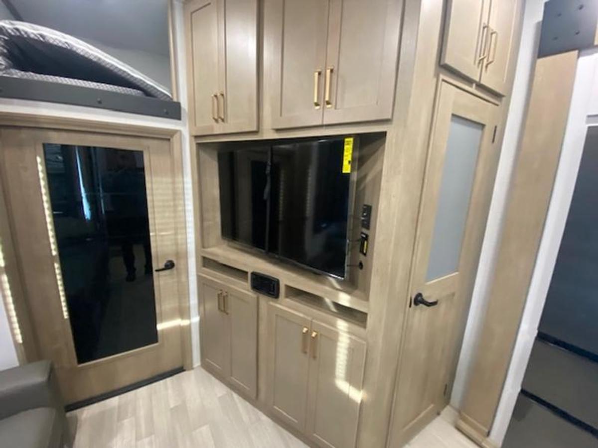 2024 Keystone RV Carbon 358