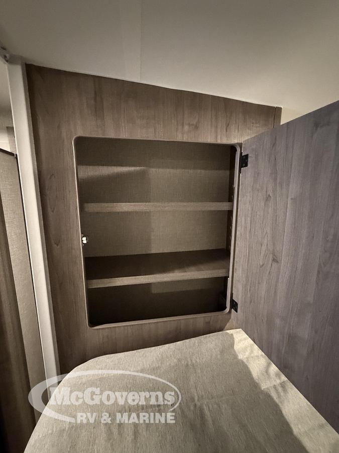 2026 Lance Truck Camper 975