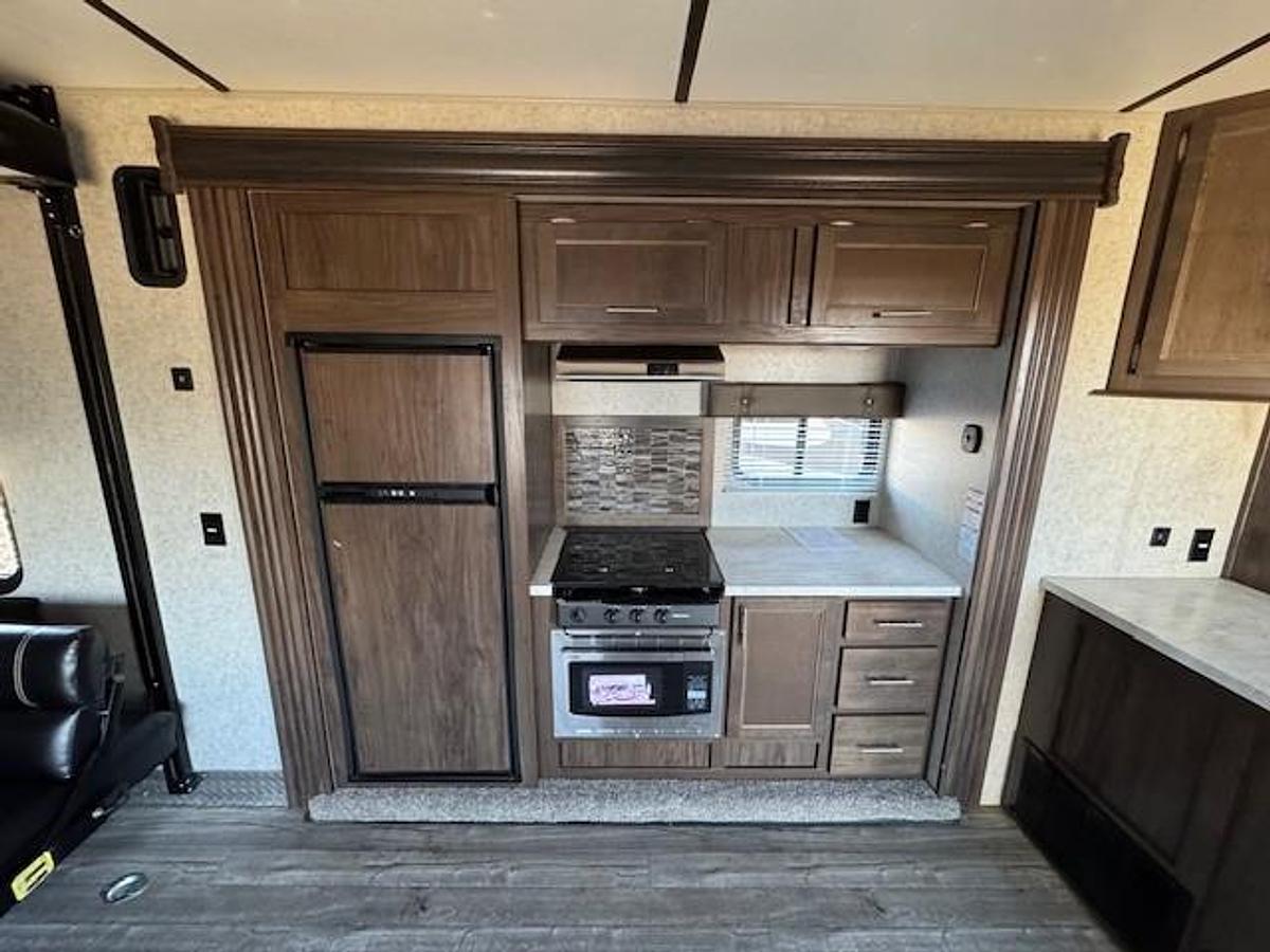 Used 2018 Forest River Wolf Pack 23Pack15