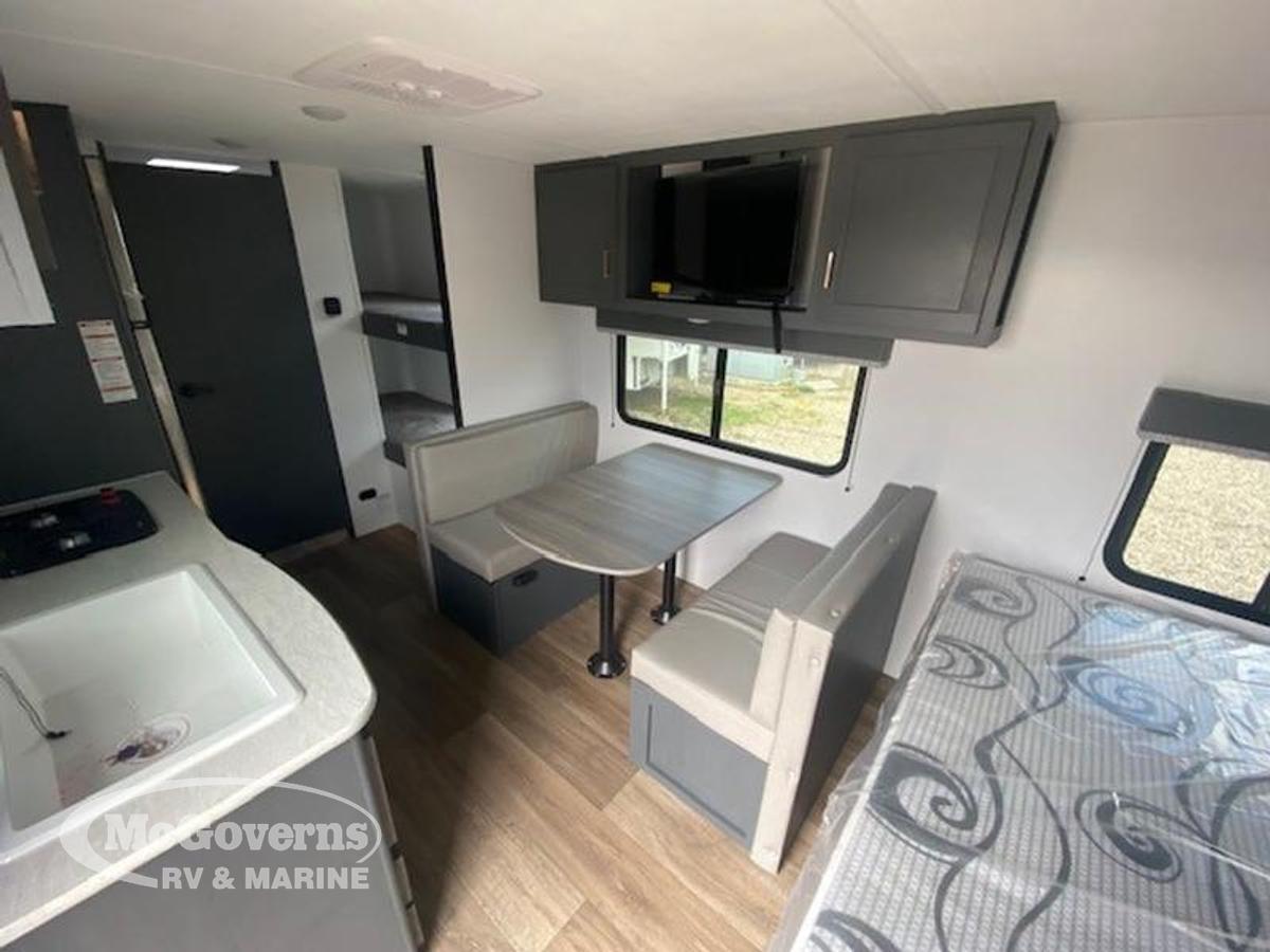 2024 Keystone RV Bullet Crossfire Single 1700BH