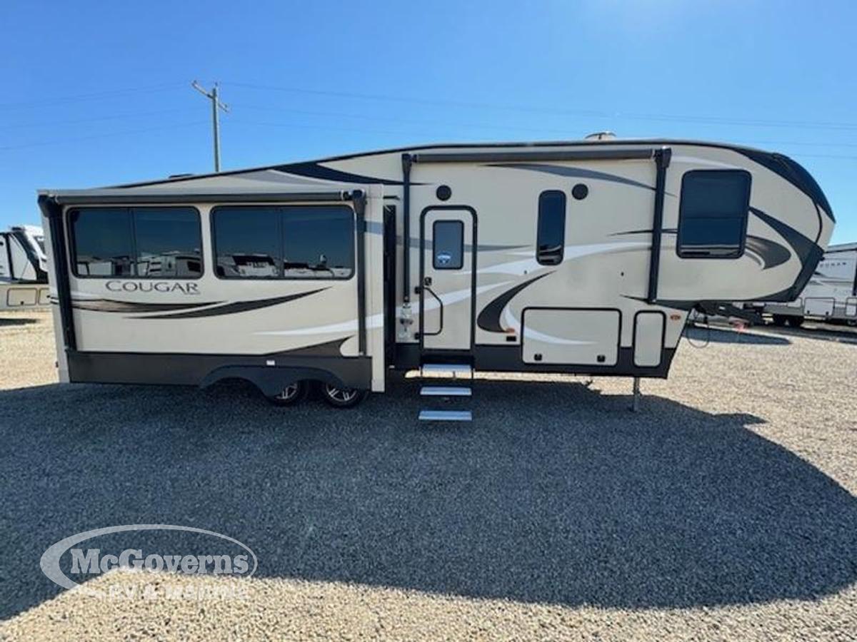 Used 2019 Keystone RV Cougar Half-Ton 30RLS