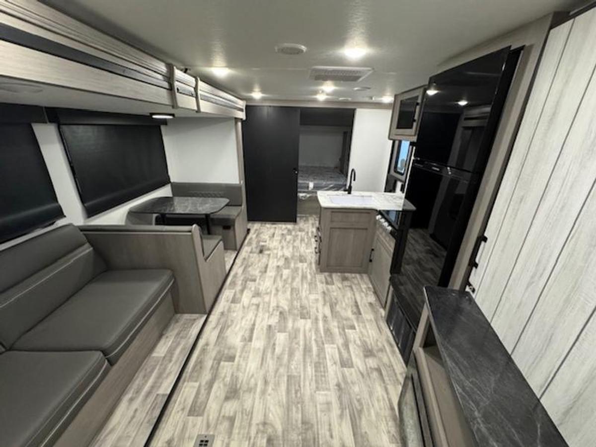 2024 Dutchmen Kodiak SE 27SBH