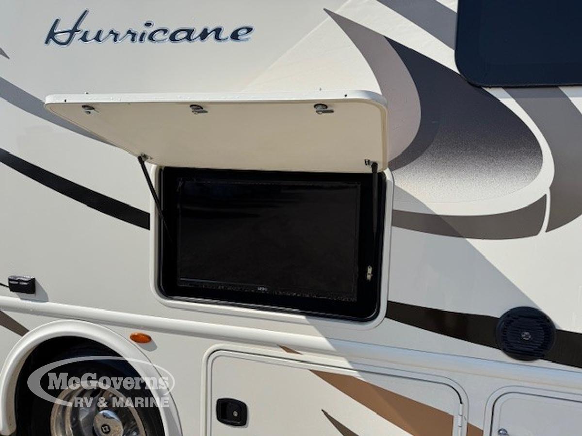Used 2018 Thor Motor Coach Hurricane 29M