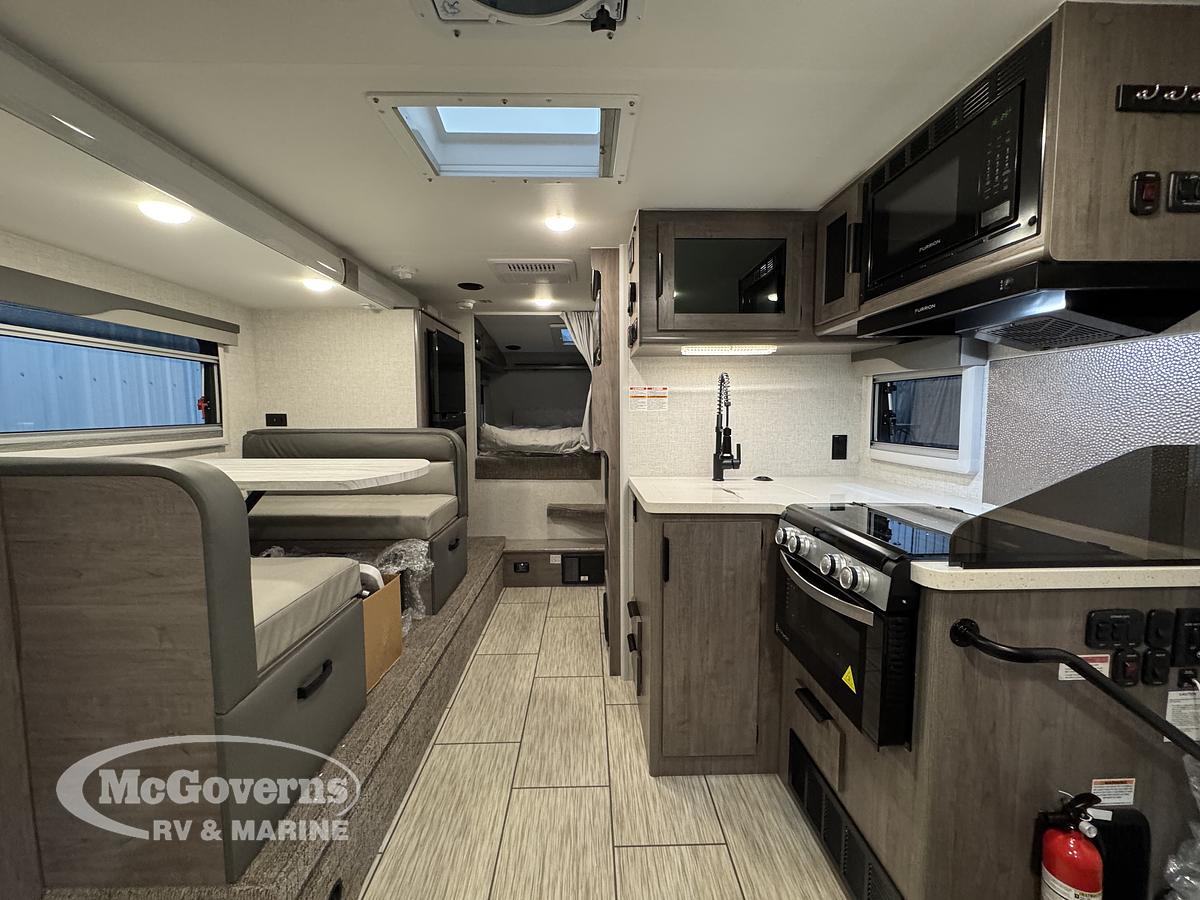 2026 Lance Long Box 1175