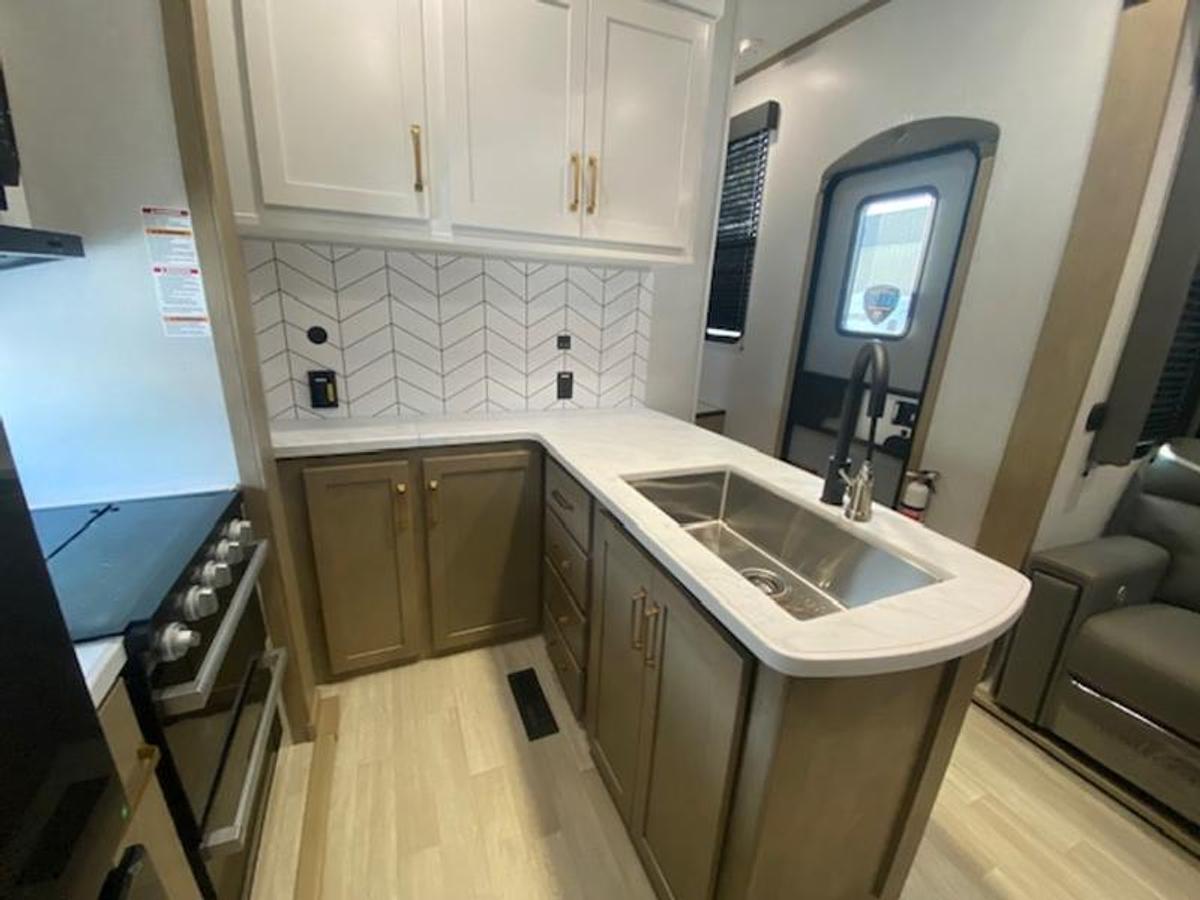 2024 Keystone RV Carbon 358