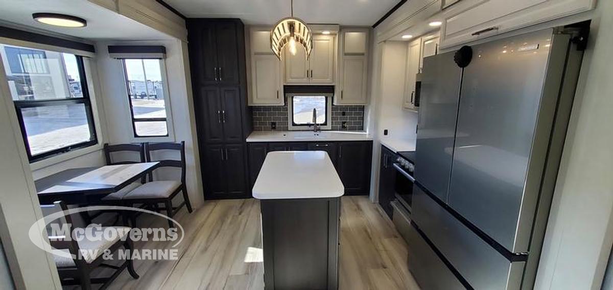 2025 Keystone RV Alpine Avalanche Edition 366LS