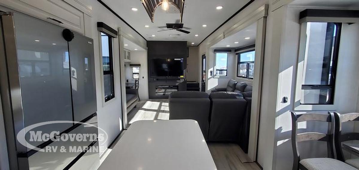 2025 Keystone RV Alpine Avalanche Edition 366LS