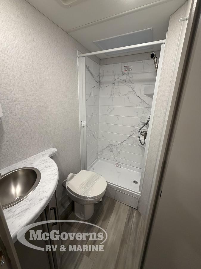 2026 Thor Motor Coach Four Winds 22z