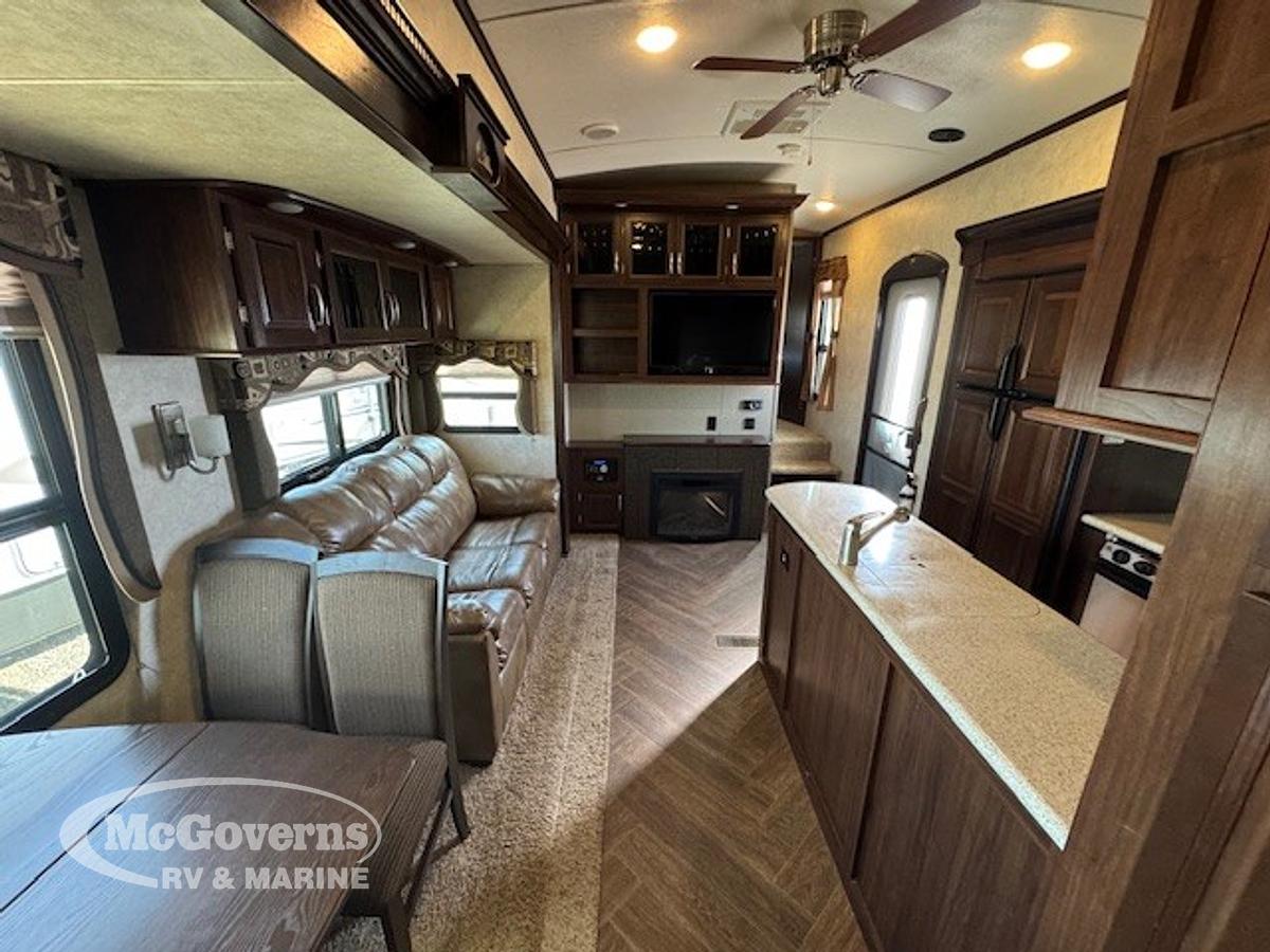 Used 2015 Keystone RV Keystone Mountaineer Mountaineer 356TBF - Dealer Stock