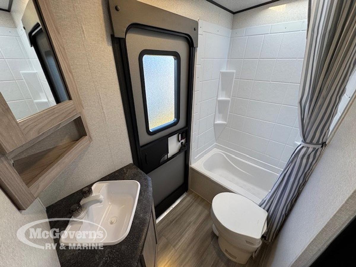 Used 2024 Coachmen 2963BH Northen Spirit