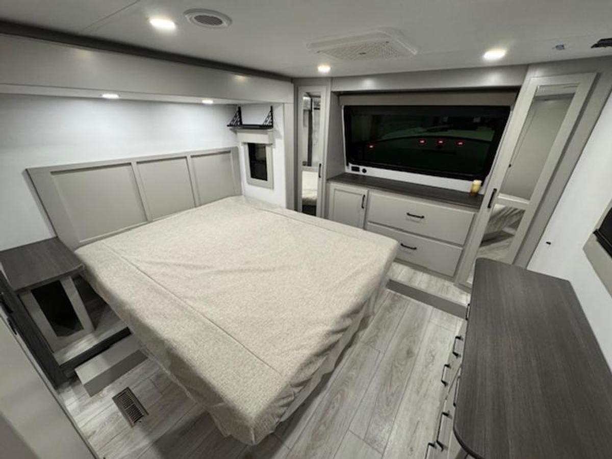 2025 Keystone RV Montana High Country 295RL