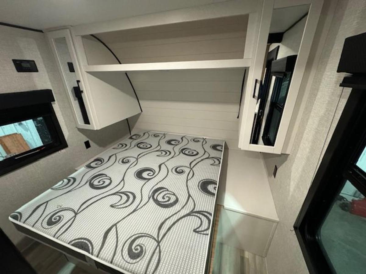 2025 Starcraft RV Starcraft Autumn Ridge Autumn Ridge 28BHS