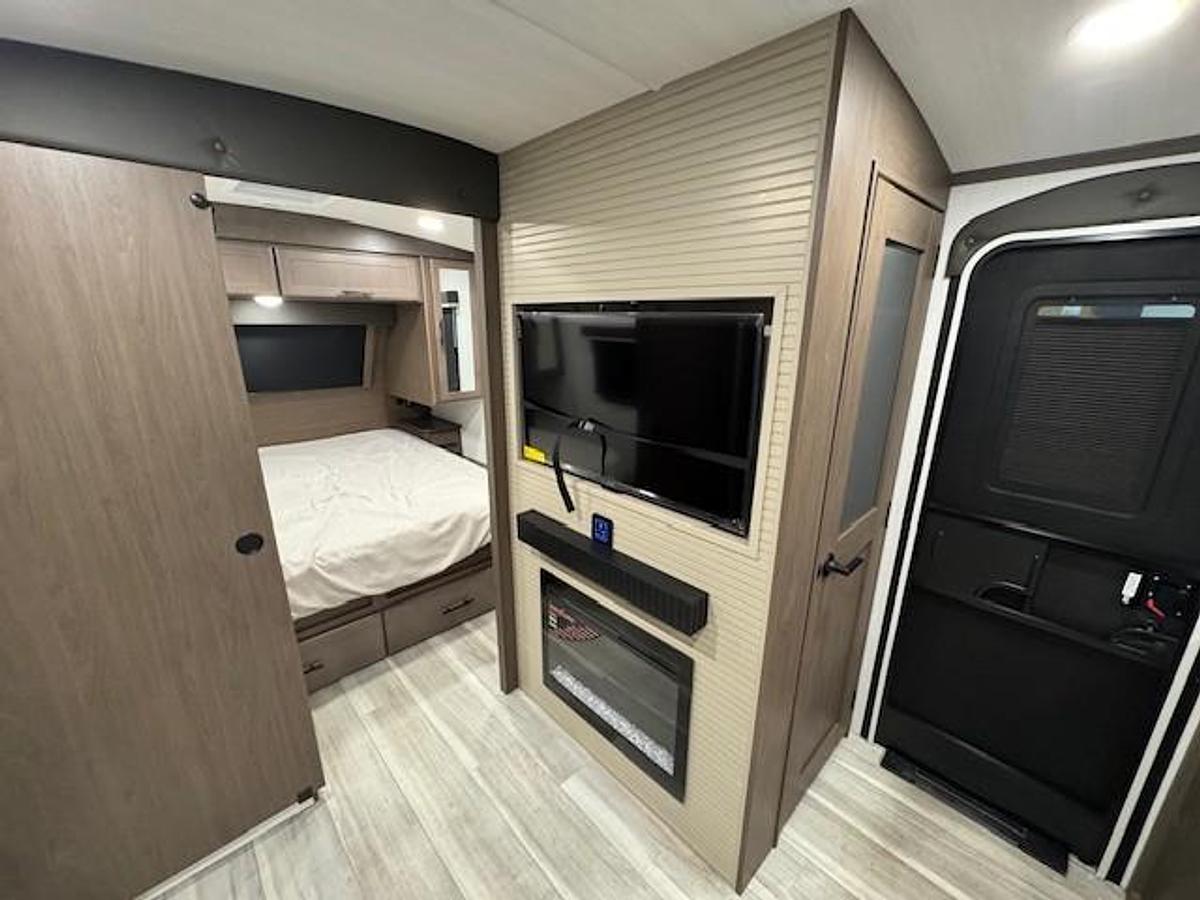 Used 2026 Keystone RV Cougar 26LBW