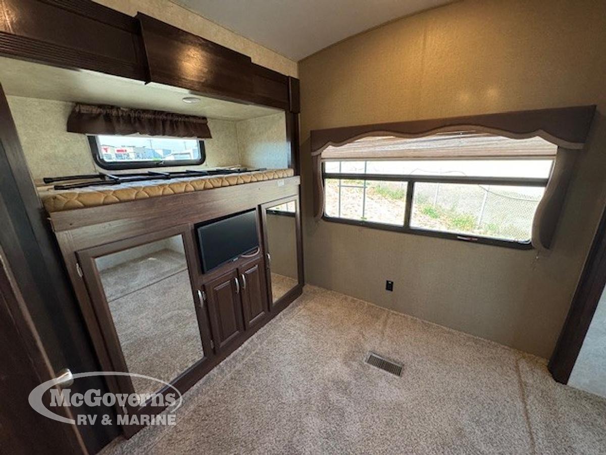 Used 2015 Keystone RV Keystone Mountaineer Mountaineer 356TBF - Dealer Stock