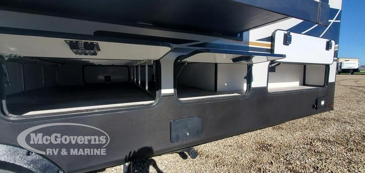 2024 Keystone RV Alpine 3700FL