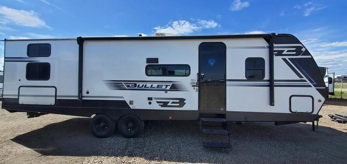 2025 Keystone RV Bullet Classic Travel Trailers 2840QBWE