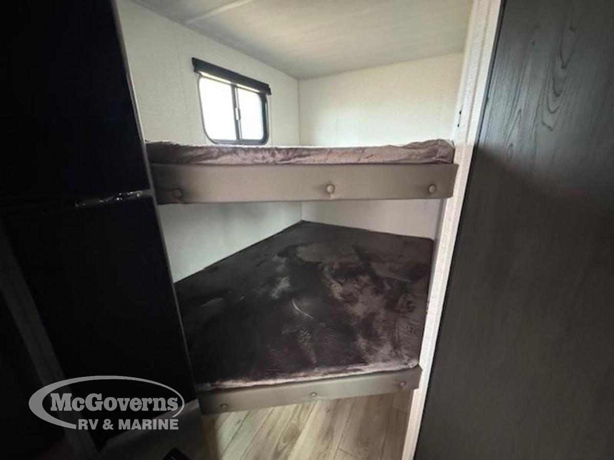 2025 Keystone RV Hideout Sport Double 241DBWE