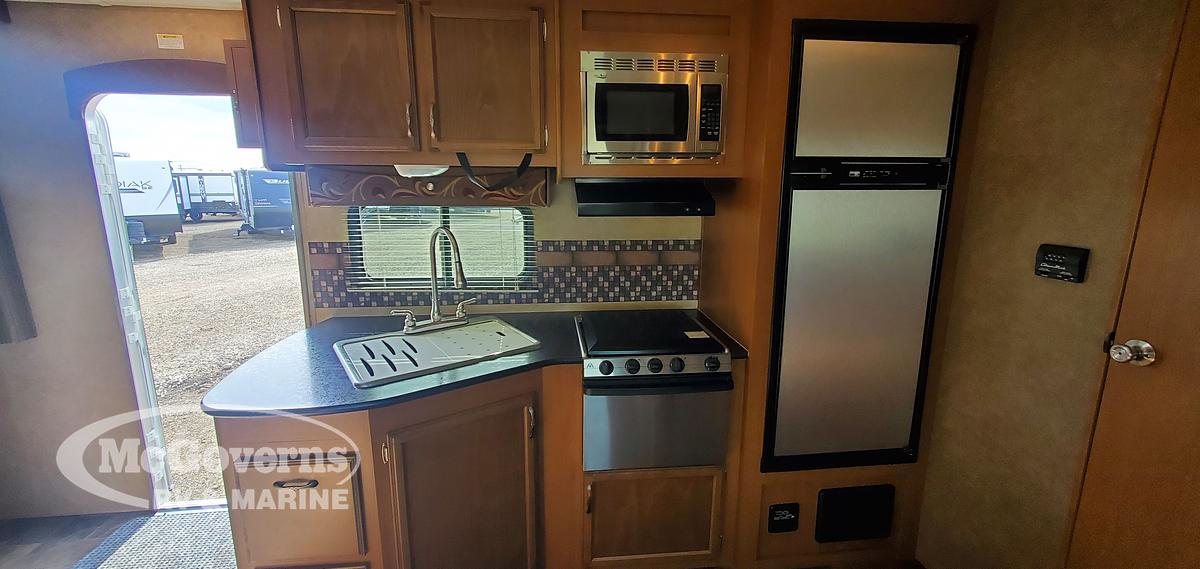 Used 2014 Starcraft RV 244DS