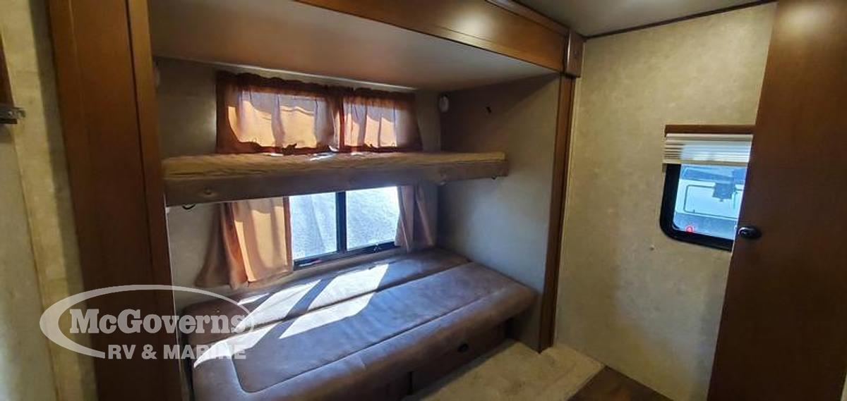 Used 2015 Highland Ridge RV  The Light LF315BHS