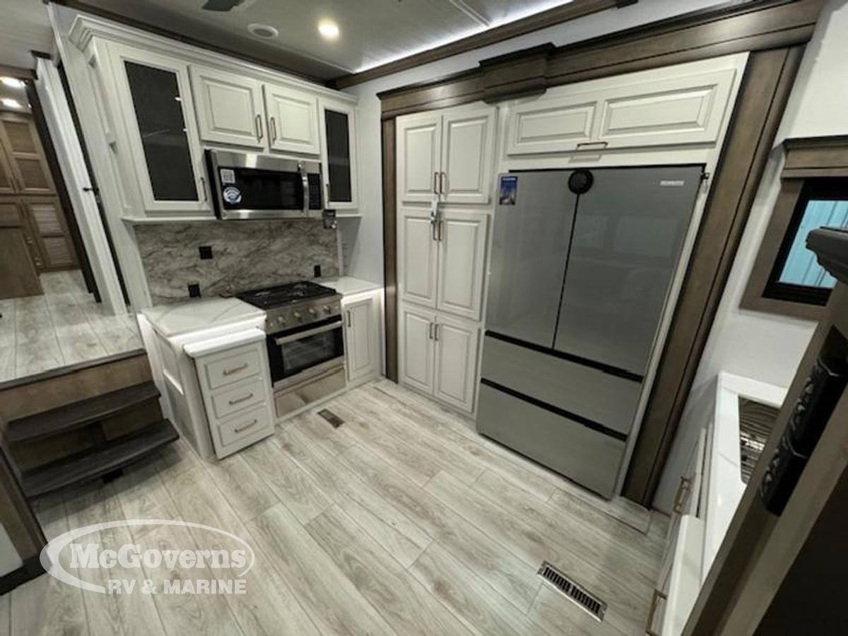 2025 Keystone RV Montana 3941FO