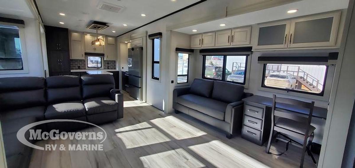 2025 Keystone RV Alpine Avalanche Edition 366LS