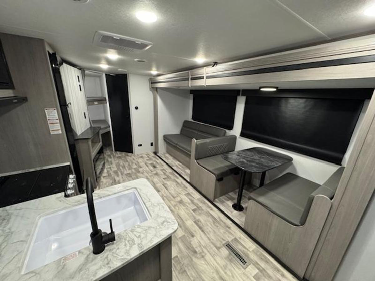 2024 Dutchmen Kodiak SE 27SBH