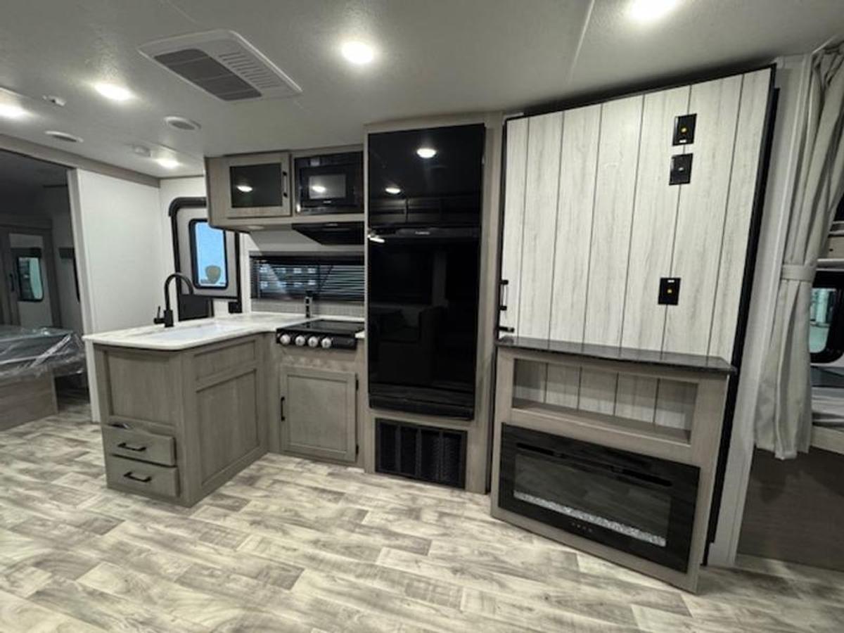 2024 Dutchmen Kodiak SE 27SBH