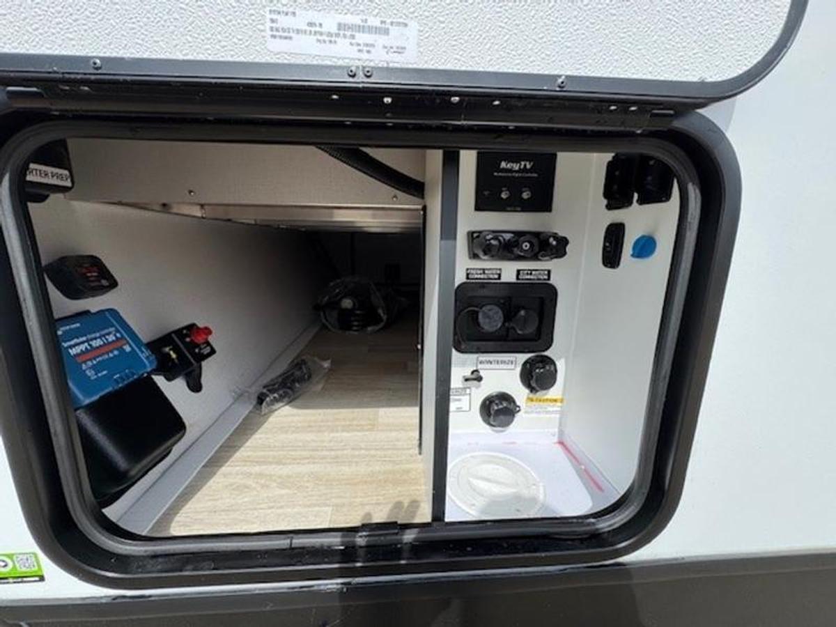 2025 Keystone RV Bullet Premium 330BKQ