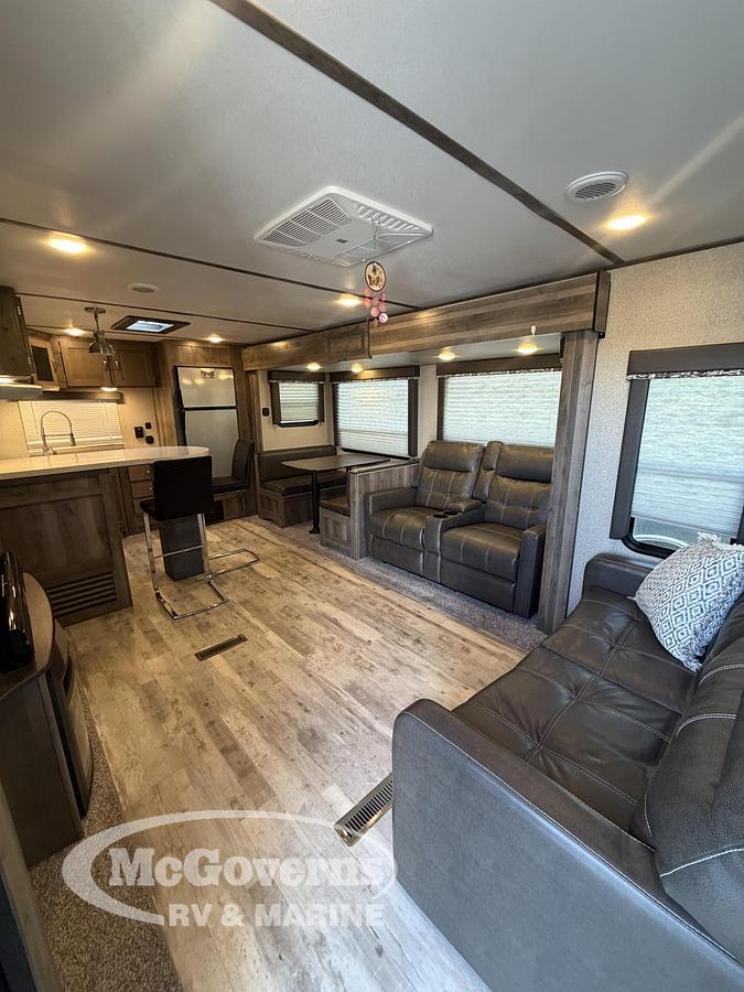 Used 2018 Keystone RV Sprinter 312MLS
