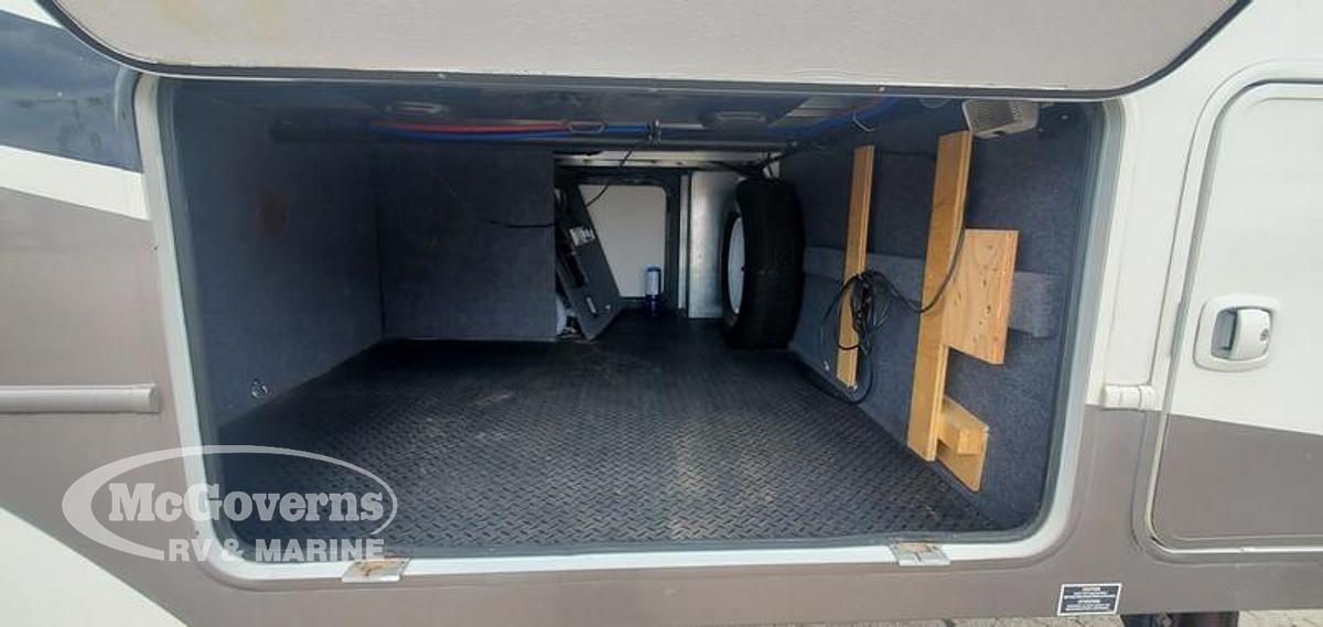 Used 2014 Forest River Cardinal 3450RL