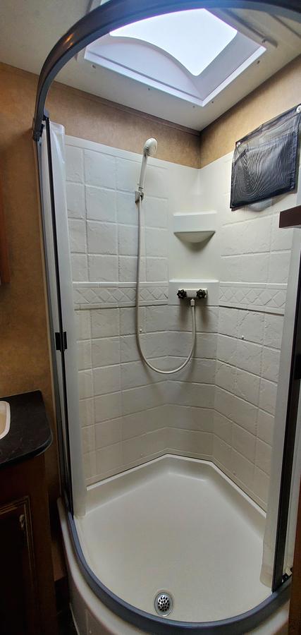 Used 2014 Starcraft RV 244DS