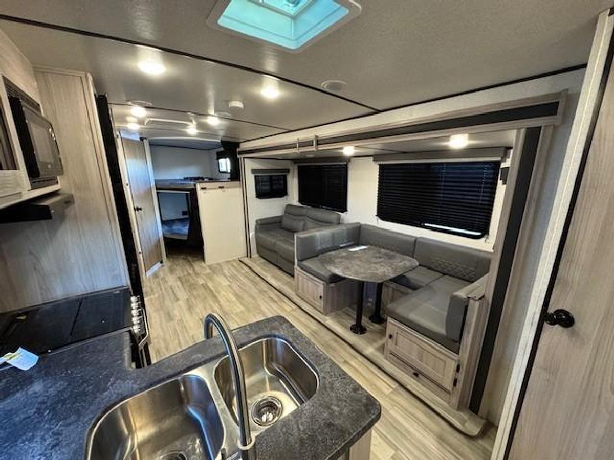 Used 2024 Coachmen 2963BH Northen Spirit