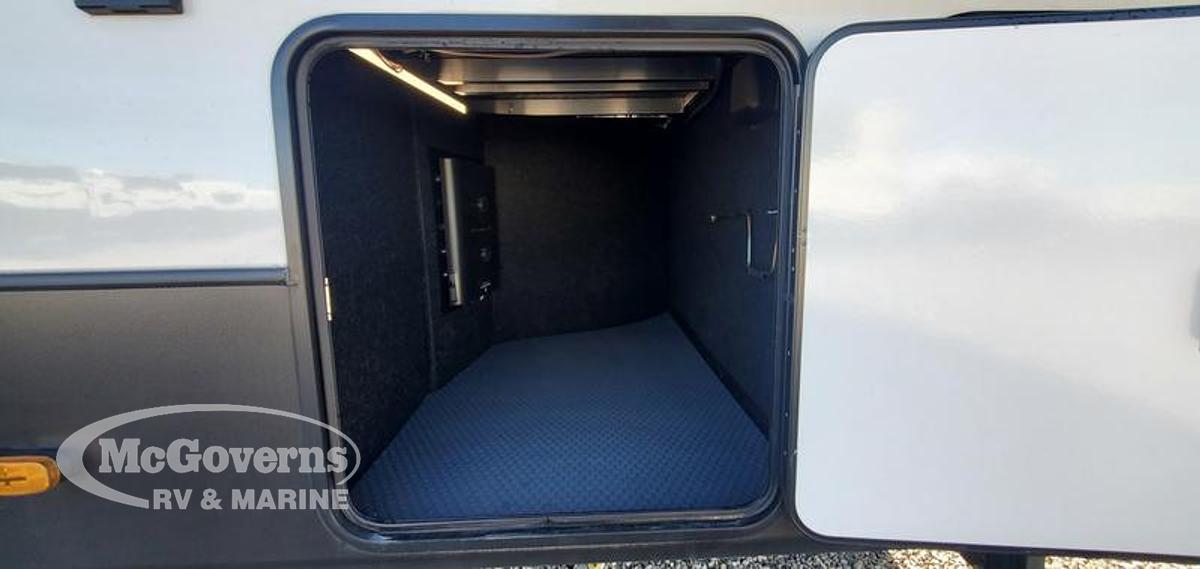 2024 Keystone RV Alpine 3700FL