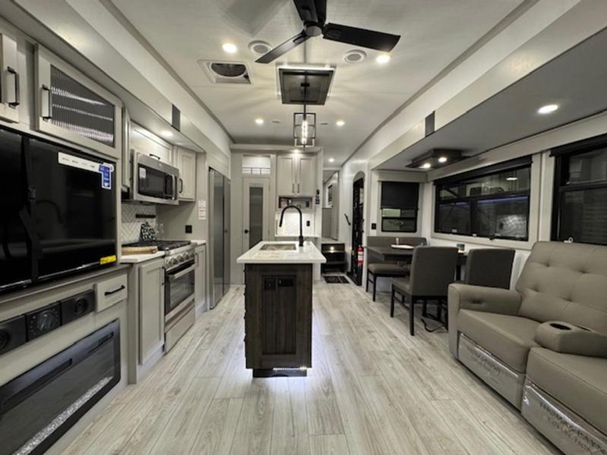 2025 Keystone RV Montana High Country 295RL