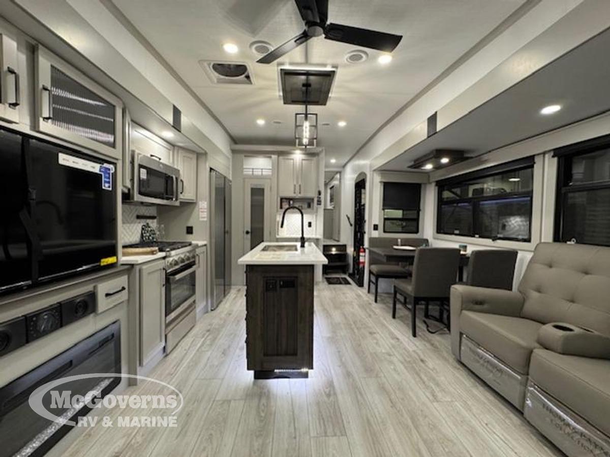 2025 Keystone RV Montana High Country 295RL