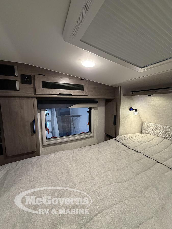 2026 Lance Truck Camper 1191