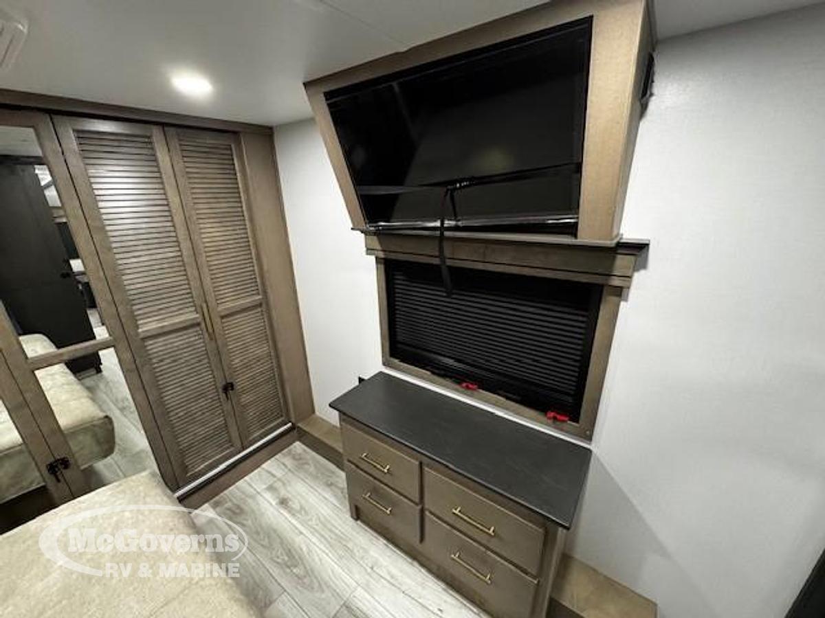 2025 Keystone RV Montana 3231CK