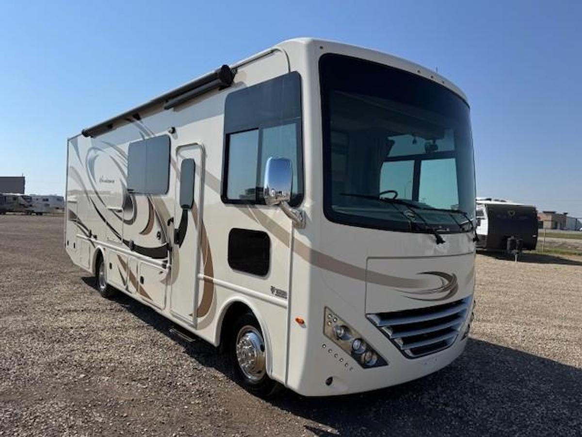 Used 2018 Thor Motor Coach Hurricane 29M