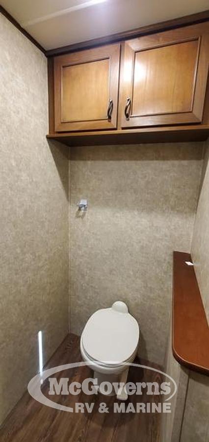 Used 2015 Highland Ridge RV  The Light LF315BHS