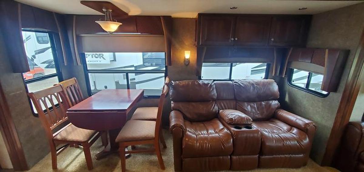 Used 2014 Forest River Cardinal 3450RL