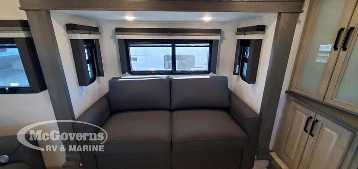 2024 Keystone RV Alpine 3700FL