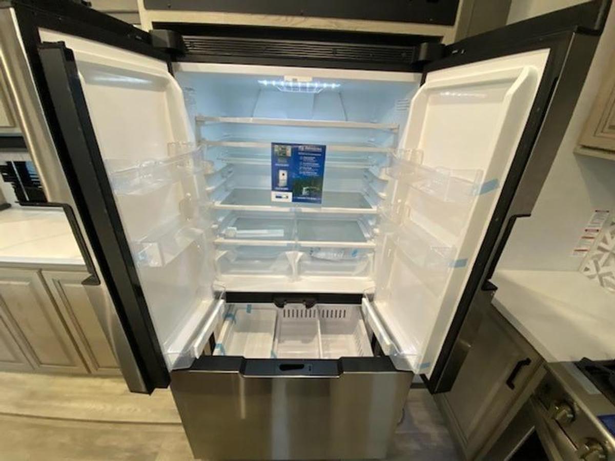 2024 Keystone RV Alpine 3011CK